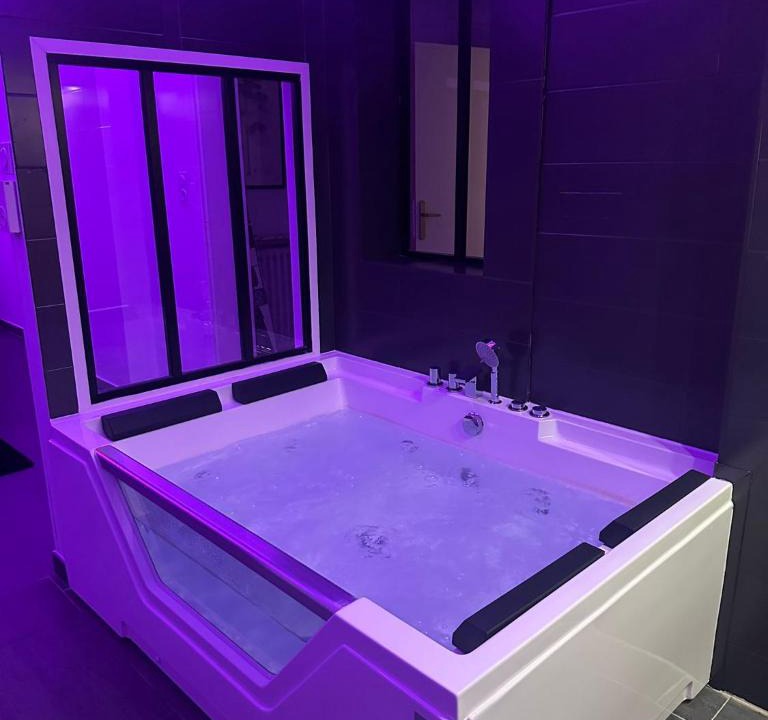 Yutz Apartment | Évasion romantique love & spa secteur Thionville Luxembourg