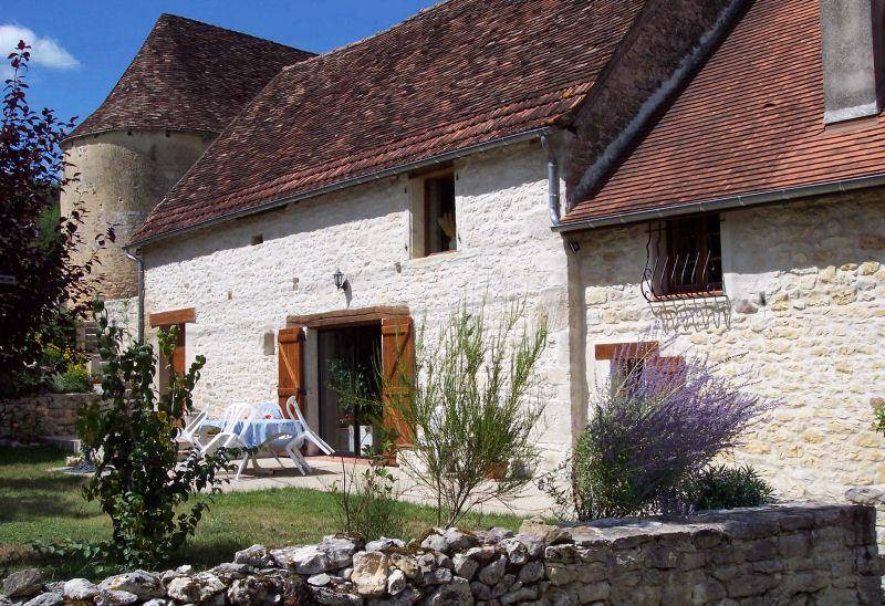 Laval House | 110 m² House ∙ 2 bedrooms ∙ 5 guests