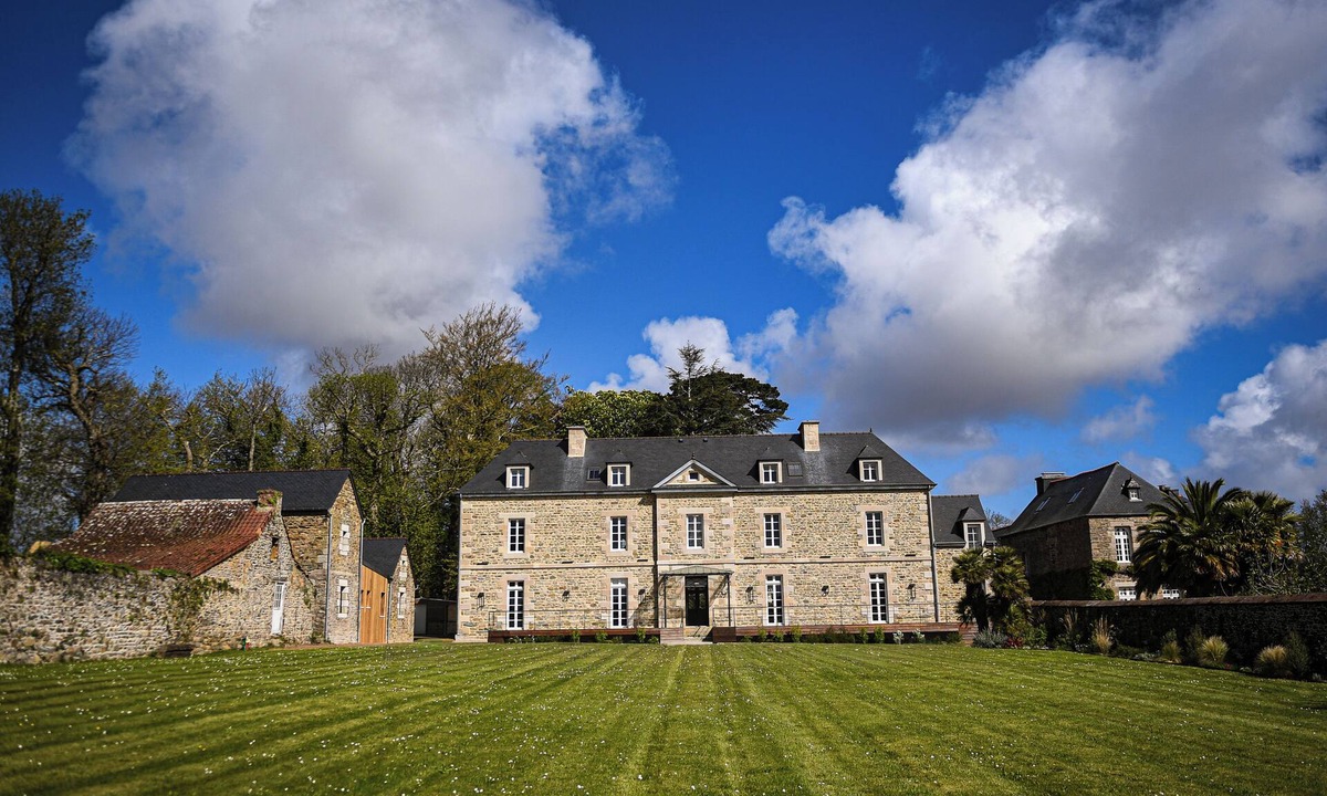 Lezardrieux Other | 19th-century manor house on the Trieux river in the Côtes-d'Armor region, entirely renovated