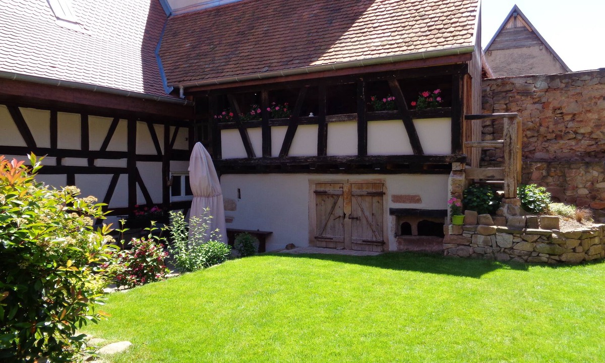Dambach-la-Ville Cottage | 1st Floor Cooperers' Cottage