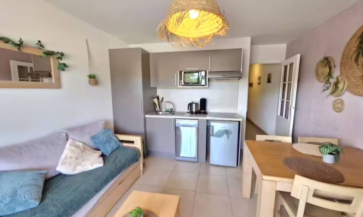 Sables-d'Or-les-Pins Apartment | 2-person apartment in the heart of the Golf de Fréhel, 700m from the Sables d'Or beach