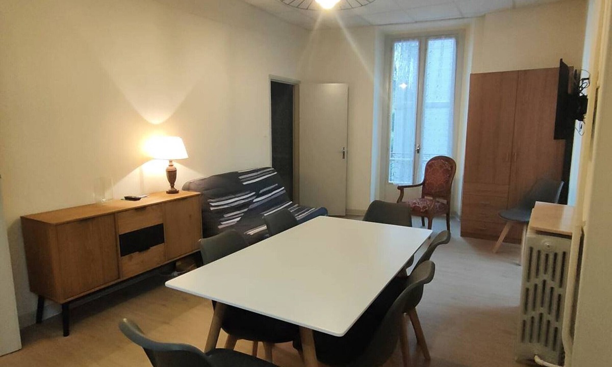 Cauterets Apartment | 2-Room Apartment Center Cauterets, 5 people, balcony