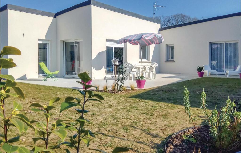 Matignon House | 3 Bedroom Awesome Home In Matignon
