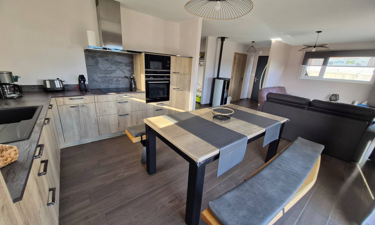 Les Poulieres Ski Chalet | 3-star chalet- jacuzzi-quality equipment-private outdoor area of 1000m2.