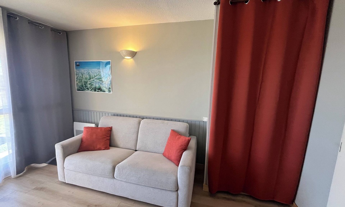 Pla d'Adet Apartment | 5-person apartment at the foot of the slopes