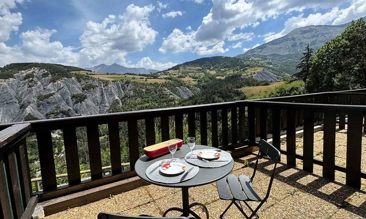 Le Sauze Apartment | A charming little studio in an ideal location