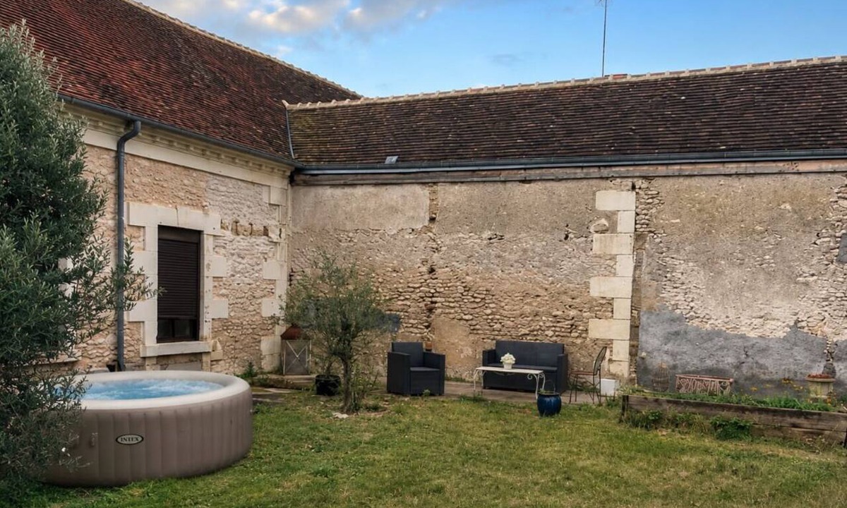 Selles-sur-Cher House | A traditional farmhouse in the heart of the Loir-et-Cher region, near its vineyards and châteaux