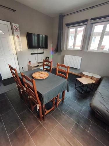 Chalons-en-Champagne Apartment | Agréable appartement "LE COLIBRI"