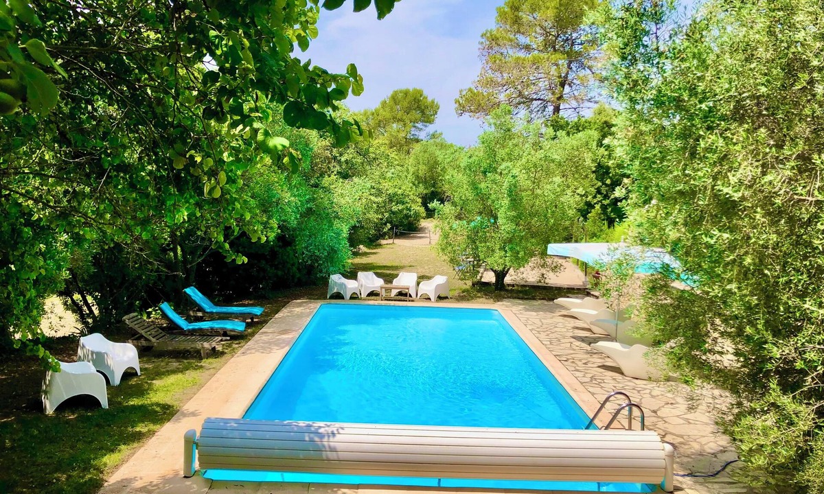 Bagnols-en-Foret Villa | Air cond VILLA, PRIVATE POOL (roll shutter), horses, close to beaches, huge parc