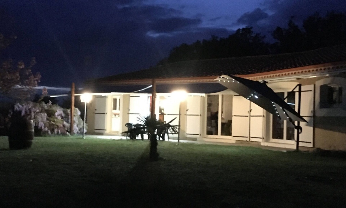 Cahors Villa | AIR-CONDITIONED VILLA WITH SWIMMING POOL IN THE HILLS ABOVE CAHORS