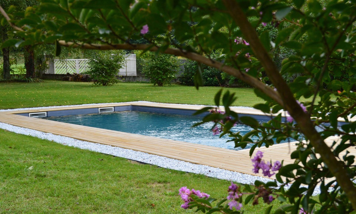 Lagarde Villa | All-comfort villa with heated pool (summer), spa and pétanque court.