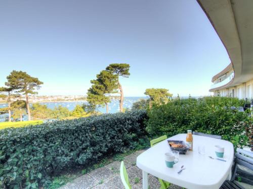 Dinard Apartment | Apartment Balafen by Interhome