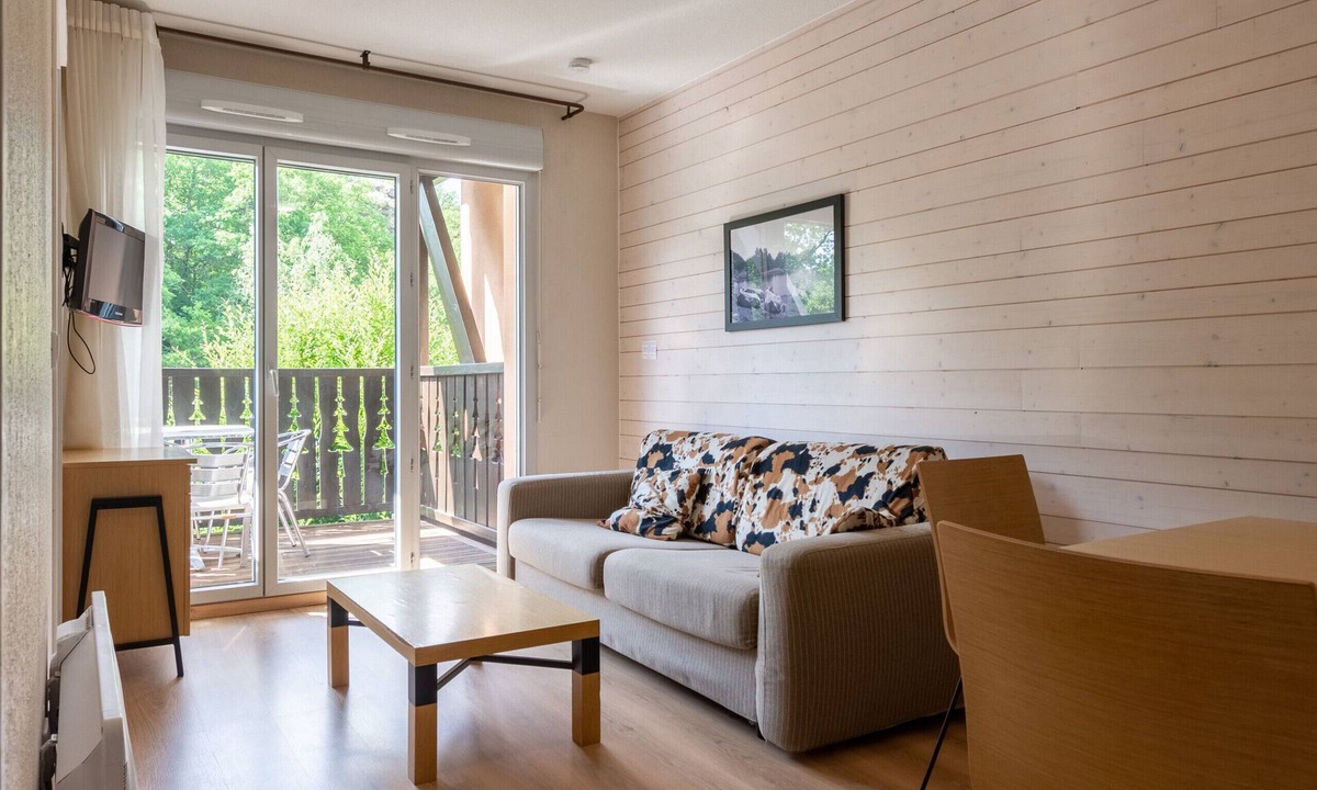 Ax-les-Thermes Apartment | Apartment cabin with mountain views - sleeps 6