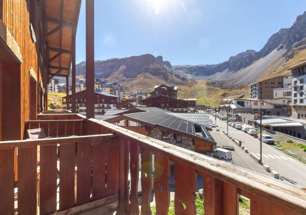 Val Claret Apartment | Apartment Chalet Club - Val Claret-4 by Interhome