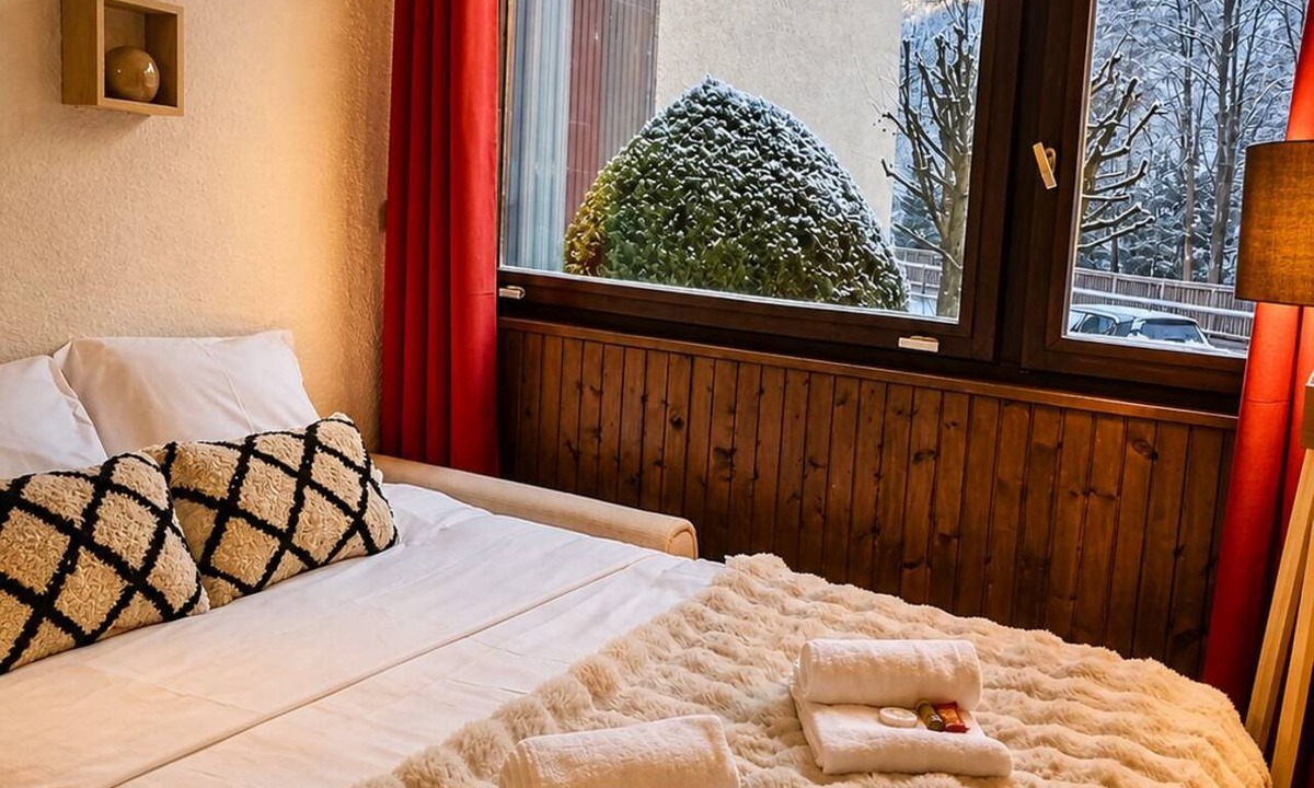 Chamonix City Centre Apartment | Apartment-Ensuite with Bath-Sun Valley