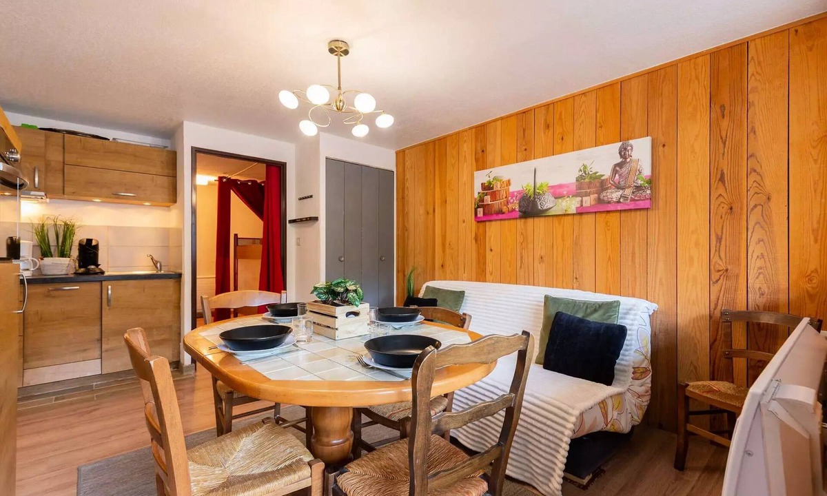 Saint-Lary-Soulan Apartment | Apartment for 4 people—St. Lary Village—Near downtown and shops