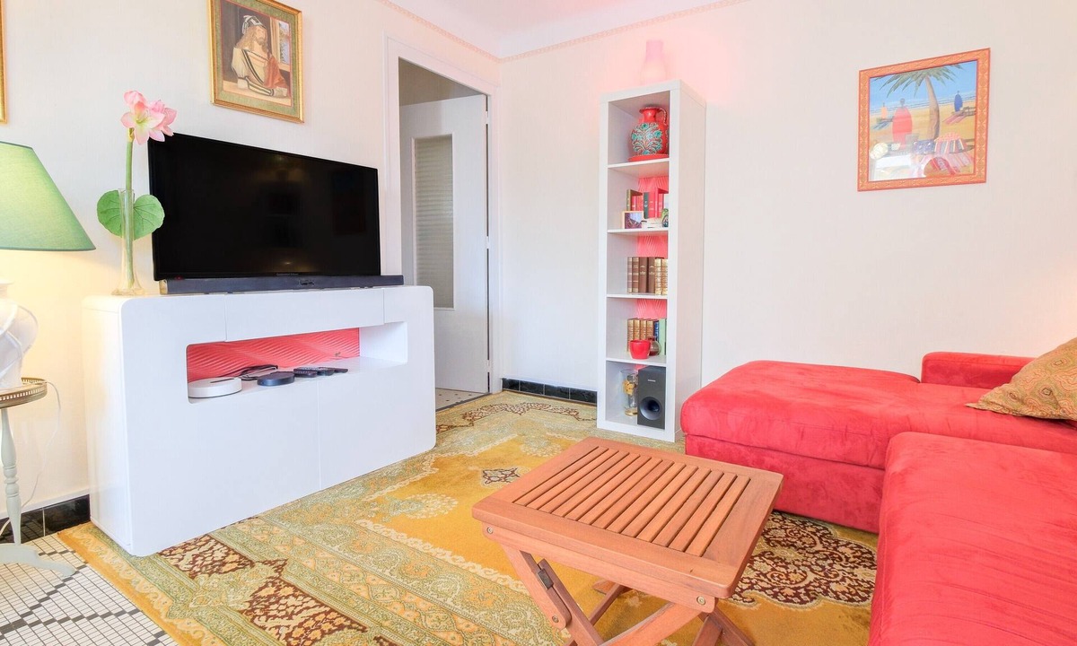 Boulazac-Isle-Manoire Apartment | Apartment 'Périgueux -Gite Cosy De Monplaisir' with Shared Garden and Wi-Fi