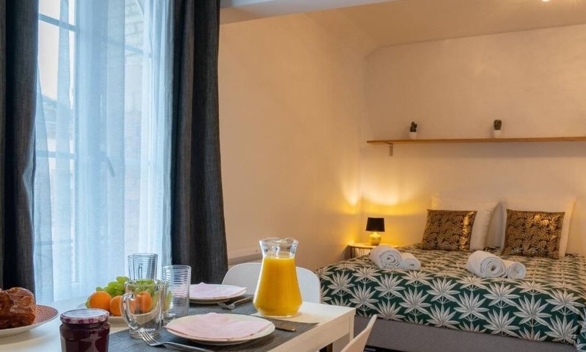 Chalons-en-Champagne Apartment | Apartment in ChÃ¢lons-en-Champagne
