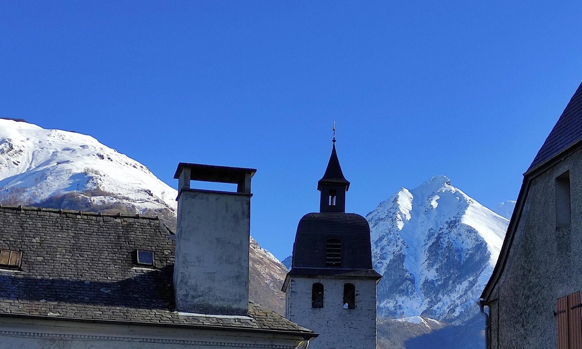 Pierrefitte-Nestalas Apartment | Apartment for 5 people located in the typical district of Pierrefitte-Nestalas.
