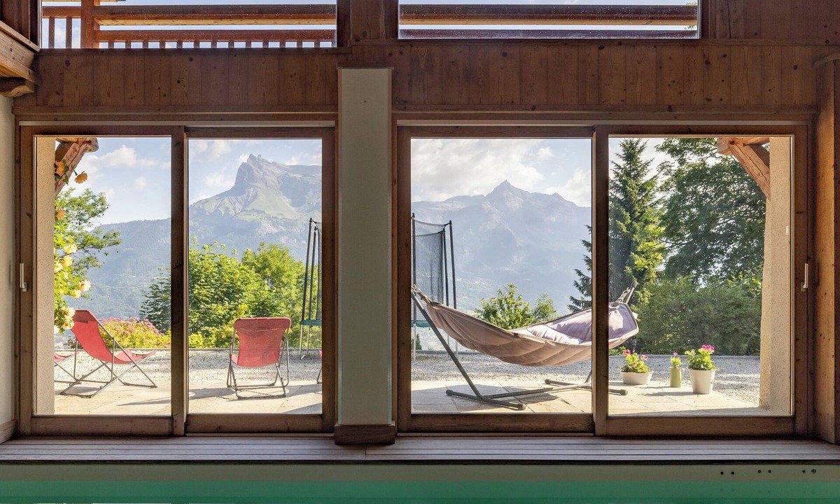 Saint-Gervais-les-Bains Apartment | Apartment "Ferme de Faustine 1 - Pool" with Mountain View, Shared Pool and Wi-Fi