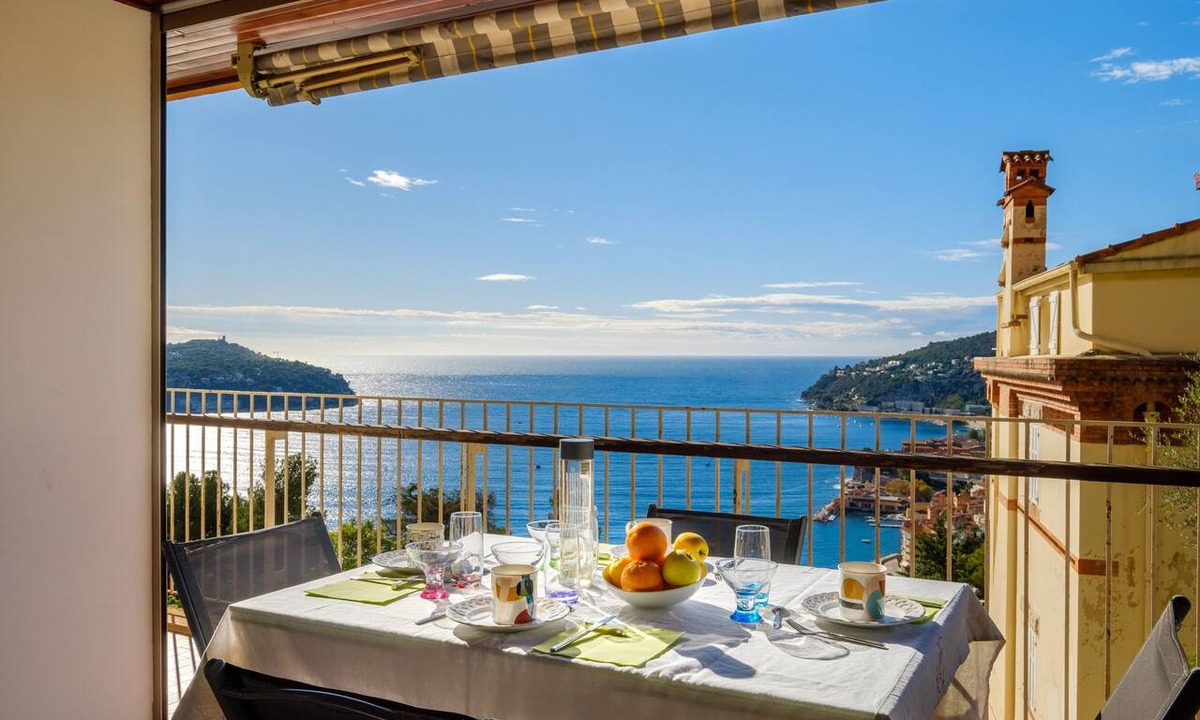 Villefranche-sur-Mer Apartment | Apartment 'Résidence Le Clos Charmerade' with Sea View, Wi-Fi, and Air Conditioning