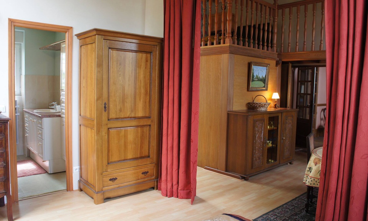 Labastide-Murat Apartment | Apartment in the heart of the Parc Naturel des Causses Quercy. Pets welcome!