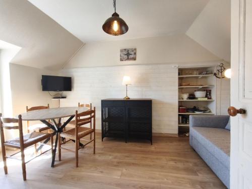 La Richardais Apartment | Apartment Le Petit Robinson-3 by Interhome
