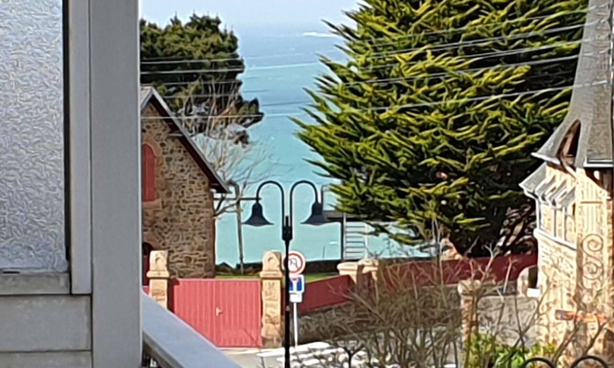 Perros-Guirec Apartment | Apartment Perros-Guirec, 1 bedroom, 4 persons