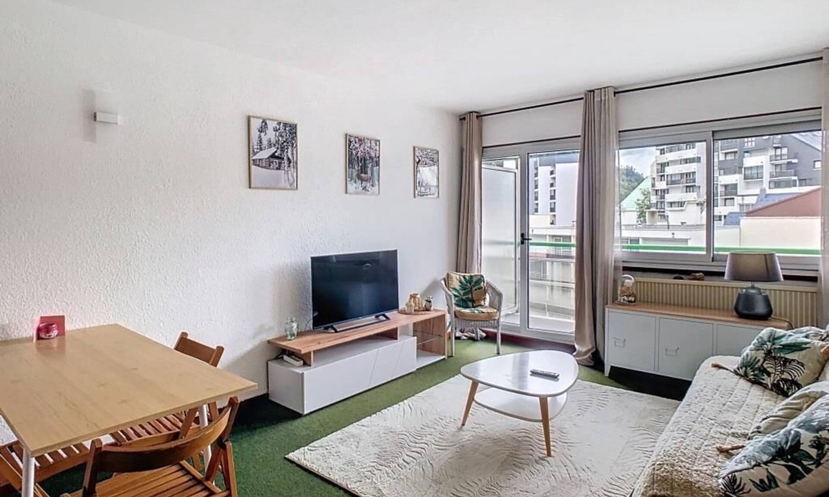 Eaux-Bonnes Apartment | Apartment Residence at the foot of the slopes "Zen Altitude" 6 people