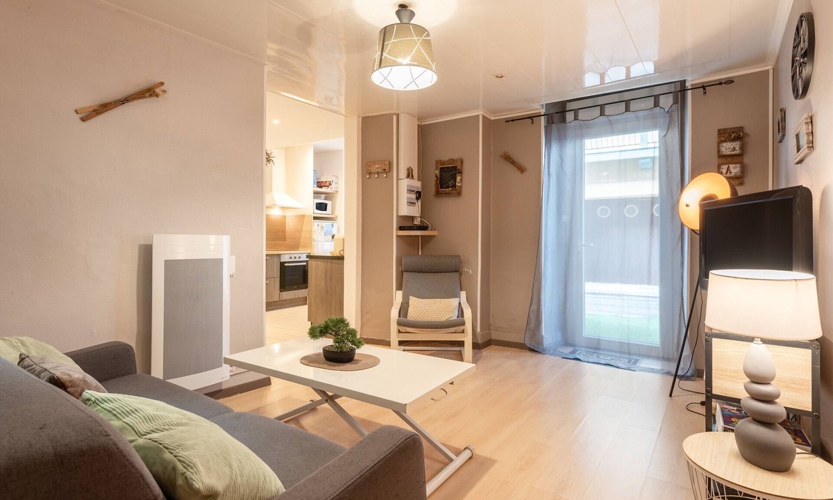 Bagneres-de-Bigorre Apartment | Apartment T2 "Les Pyrénées" – Close to Town Center and Thermal Baths