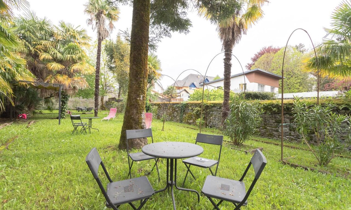 Lourdes Apartment | Apartment with Garden and Terrace in Lourdes, Sleeps 2, Quiet and Well-Equipped