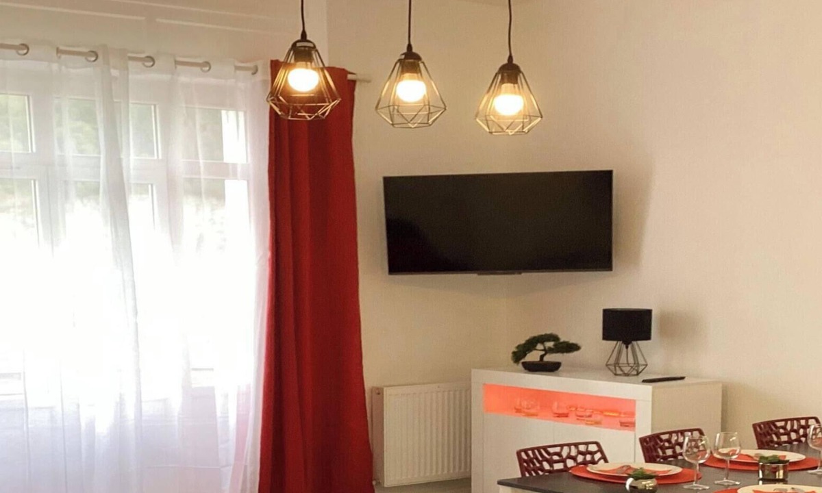 Lourdes Apartment | Appart 95m2 AC, parking, near Sanctuaire