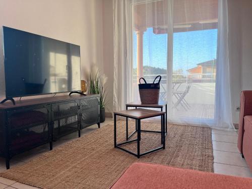 Cugnaux Apartment | Appart climatisé lumineux terrasse piscine parking