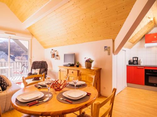 Vielle-Aure Apartment | Appartement 6 pers, 2 ch, parking privé, Vielle Aure - FR-1-296-373