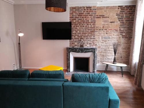 Sedan Apartment | Appartement Atypique