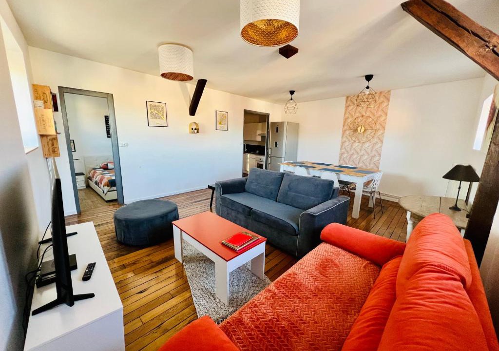 Chalons-en-Champagne Apartment | Appartement coeur centre-ville cosy et chaleureux rue Carnot