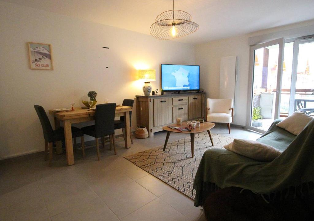 Montauban-de-Luchon Apartment | Appartement Cozy 3P avec Balcon Sud, Garage et Proche Golf - Montauban-de-Luchon - FR-1-313-227