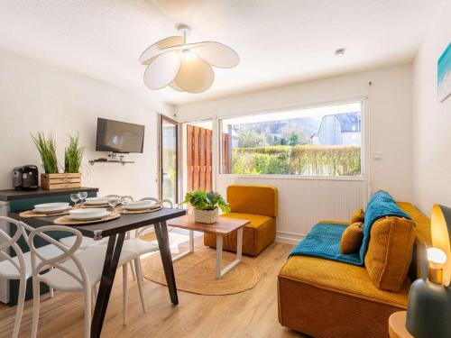 Saint-Lary-Soulan Apartment | Appartement calme avec jardin/terrasse, à 5 min du centre, 6 pers, parking privé, navette gratuite. - FR-1-296-159