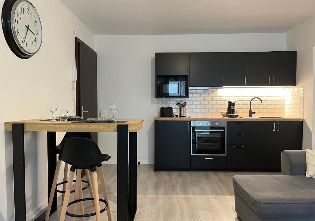 Poincare - Foch - Anatole France - Croix de Bourgogne Apartment | Appartement cosy à Nancy - Parking privé