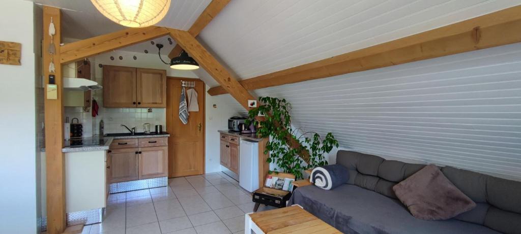 Fouchy Apartment | Appartement douillet avec vue sur les montagnes
