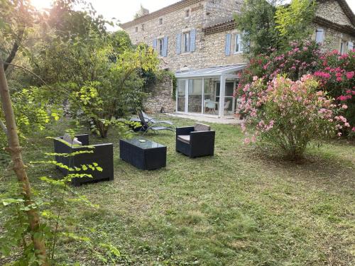 Marsanne Apartment | Appartement LES LAURIERS ROSES
