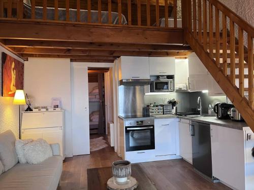 Cauterets Apartment | Appartement pour 5 personnes avec vue sur montagnes et village, à Cauterets, proche télécabines - FR-1-812-63