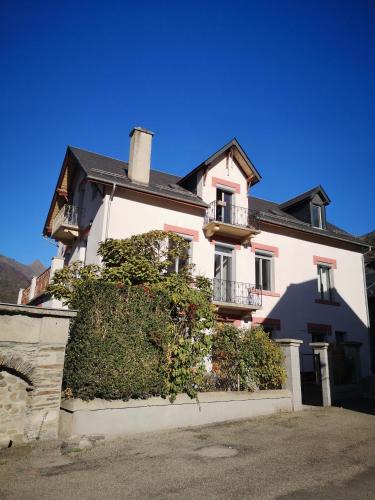 Esquieze-Sere Apartment | Appartement proche stations de ski et thermales
