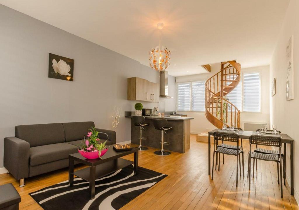 Romilly-sur-Seine Apartment | Appartement Romilly-sur-Seine, 2 pièces, 4 personnes - FR-1-543-181