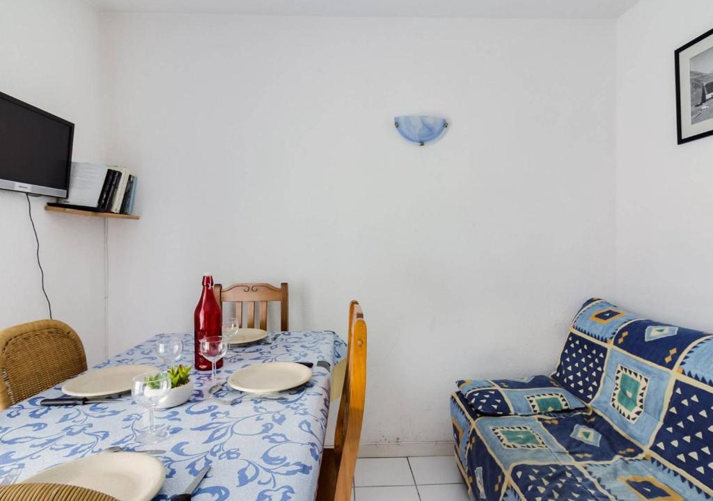 Luz-Saint-Sauveur Apartment | Appartement T2 cabine à Luz-Saint-Sauveur, parking privé, animaux bienvenus - FR-1-402-79