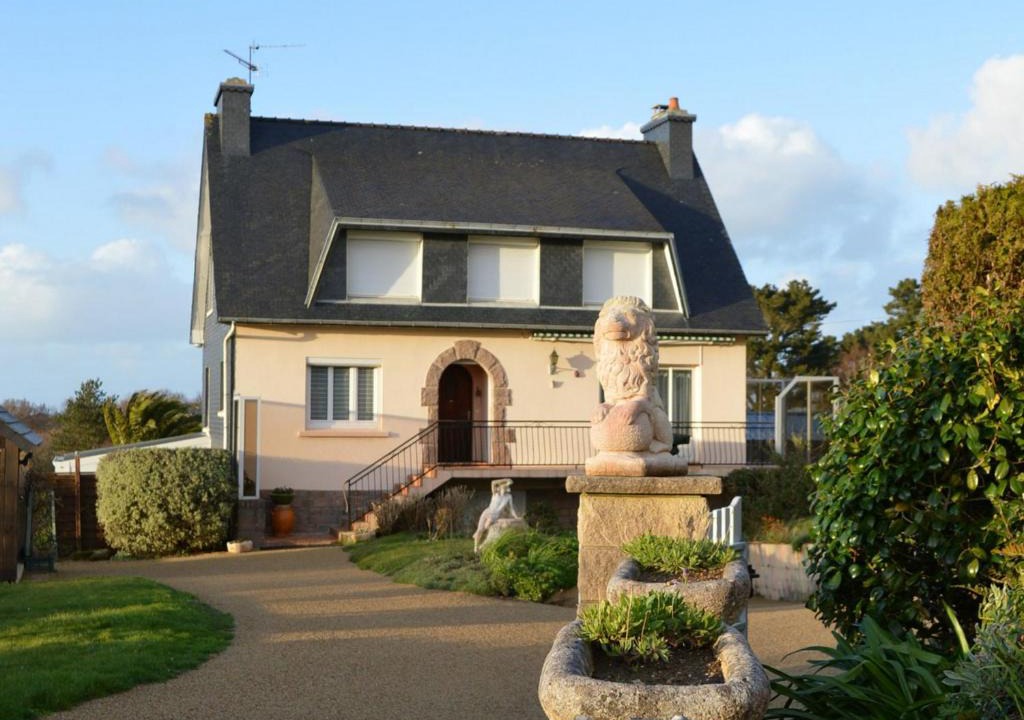 Tregastel Apartment | Appartement Trégastel, 3 pièces, 4 personnes - FR-1-542-2