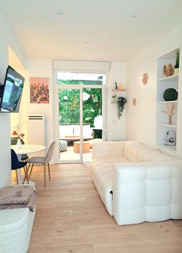 Centre Erlon Apartment | Au Détour des Sacres -Hypercentre-Boulingrin