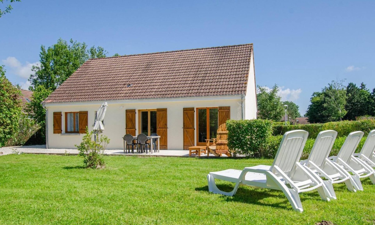 Mesnil-Saint-Pere House | Au jardin d'Olga - MESNIL SAINT PERE