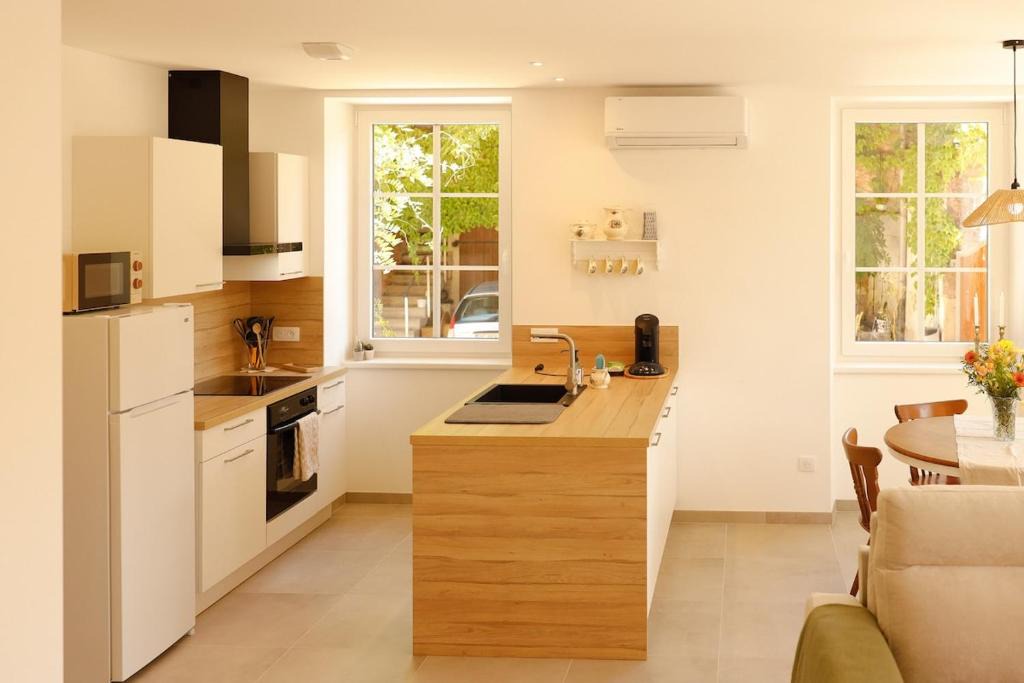 Zeinheim Apartment | Au repos des fermiers 55 m2 Parking privé