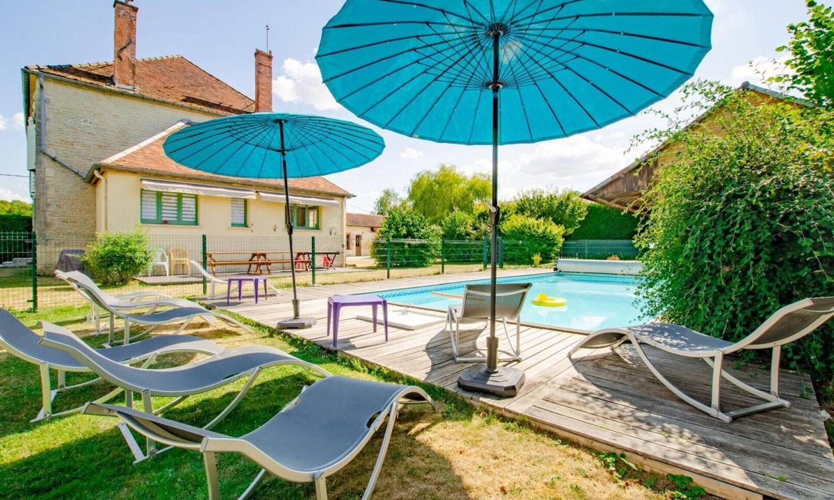 Trannes House | Aube au Gite - TRANNES